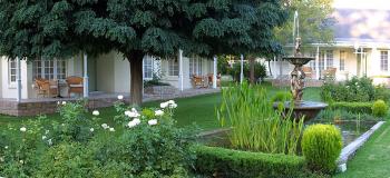 Rosenhof Country House: Accommodation Oudtshoorn Rosenhof Country House: Accommodation Oudtshoorn